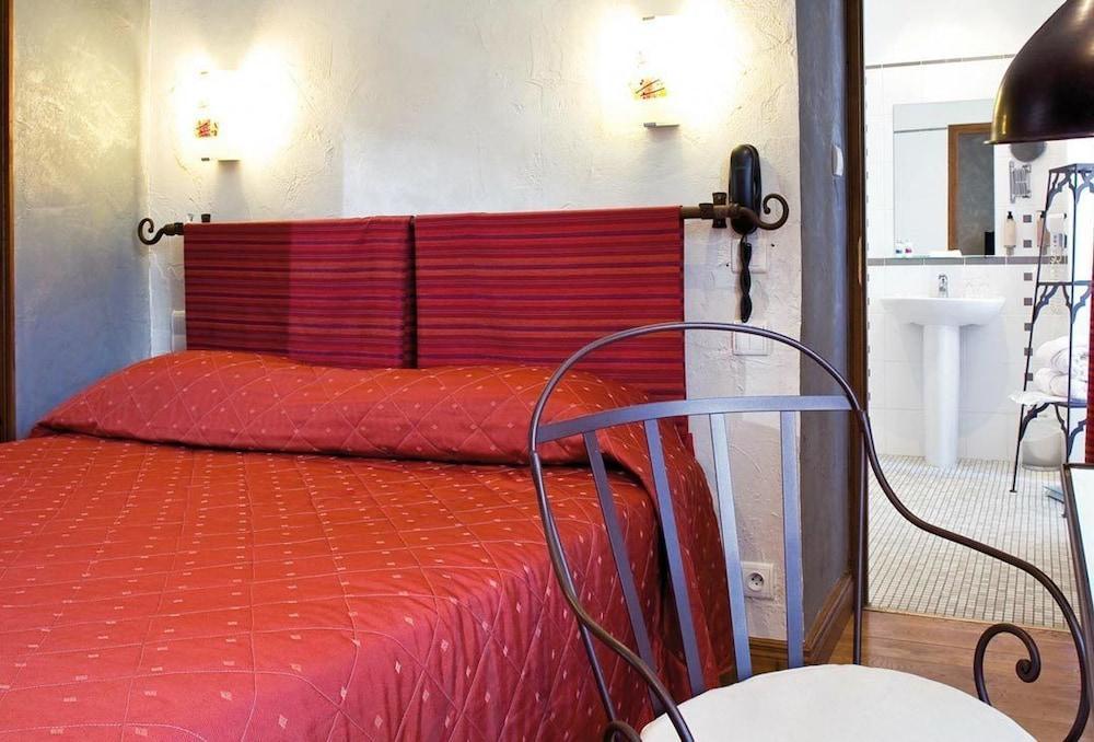 Hotel Les Remparts Mirepoix (Ariege) Exterior foto