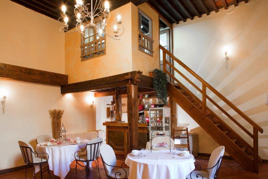 Hotel Les Remparts Mirepoix (Ariege) Exterior foto