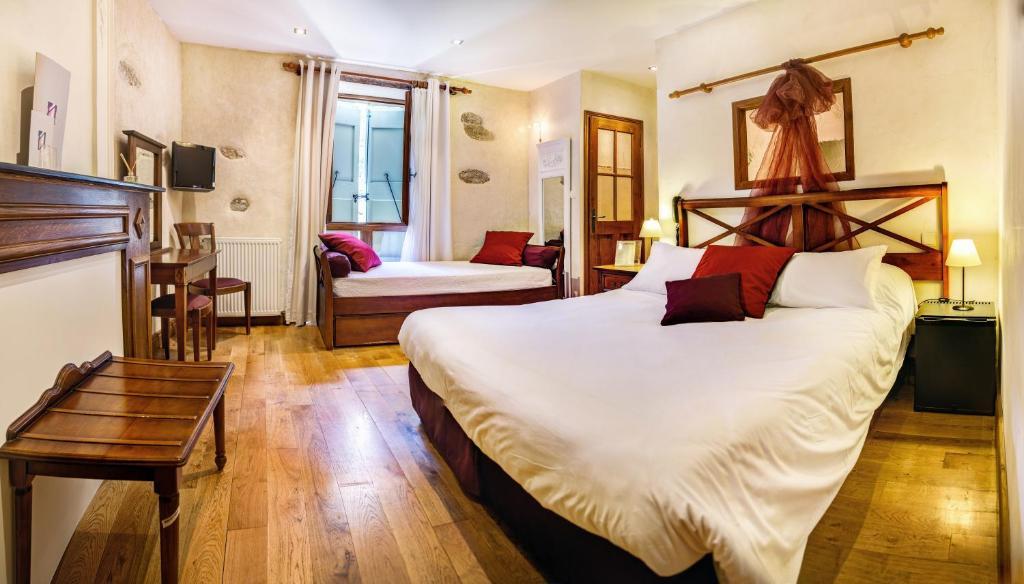 Hotel Les Remparts Mirepoix (Ariege) Quarto foto